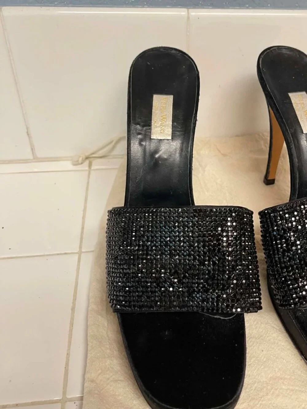 Vera Wang black heels